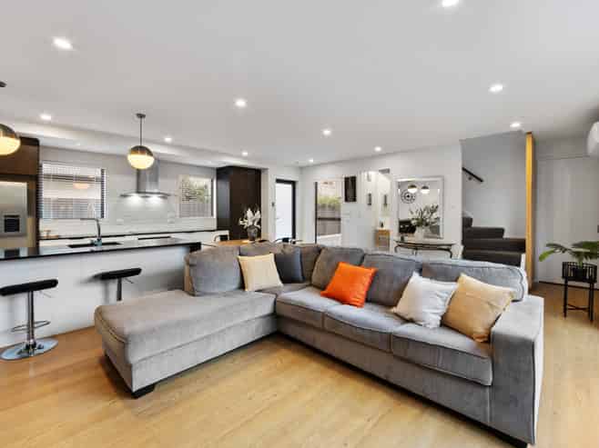 3/27 Springfield Road, Saint Albans