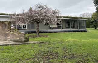 21 Scarrott Road, Bay View