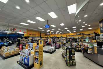Large format retail in Lincoln North