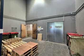 Large format retail in Lincoln North