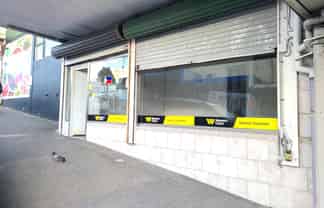 25M² RETAIL IN BASIN VIEW
