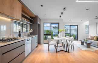 4/12 Manuwai Road, Torbay