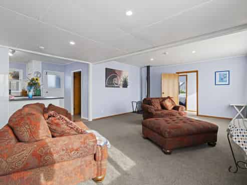 17 Tuke Street, Normanby