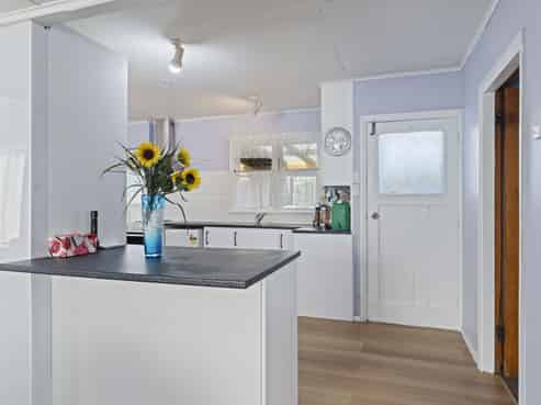 17 Tuke Street, Normanby