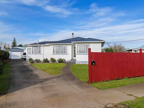 17 Tuke Street, Normanby