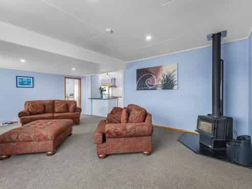 17 Tuke Street, Normanby