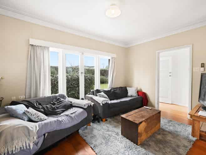 67 Lake Crescent, Hamilton Lake