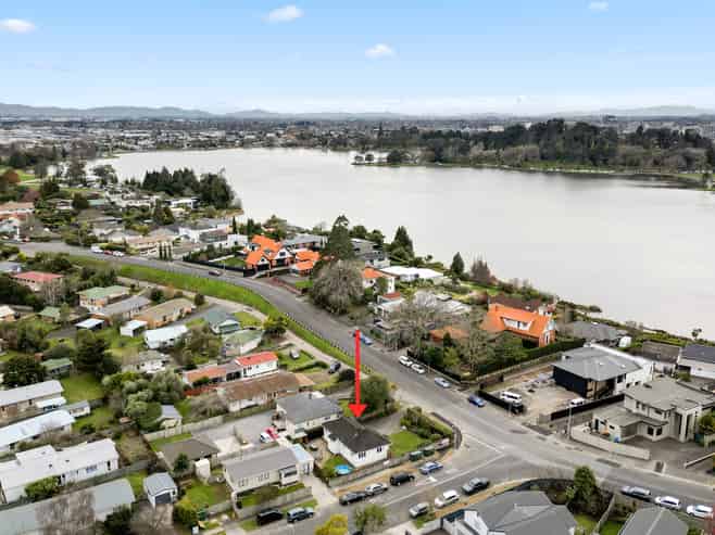 67 Lake Crescent, Hamilton Lake
