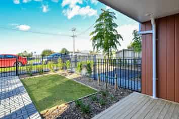 2/644 Te Atatu Road, Te Atatu Peninsula