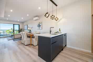 2/644 Te Atatu Road, Te Atatu Peninsula