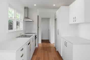 20 Dale Rd, Raumati South