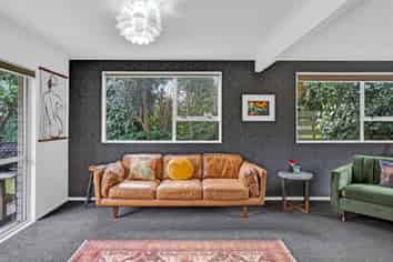 1138 South Road, OAKURA