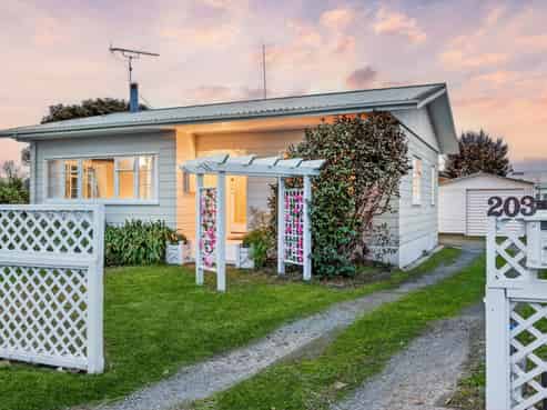 203 Lamb Street, Leamington