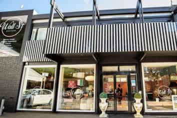 UNIQUE COMMERCIAL / RESIDENTIAL OPPORTUNITY 