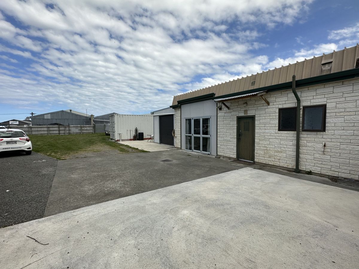Onekawa workshop, office and large yard - Mehr