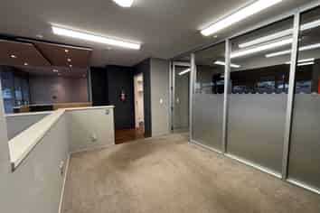 Stylish Office in Coastal Hub
