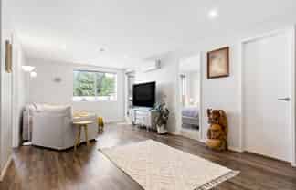 209/25 Bute Road, Browns Bay