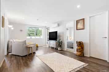 209/25 Bute Road, Browns Bay