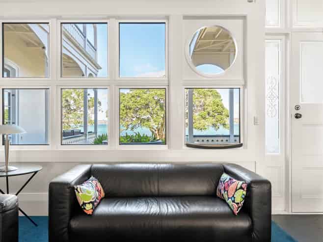 5B King Edward Parade, Devonport