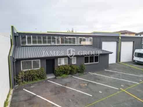 Secure Refurbished Warehouse | Central Manukau