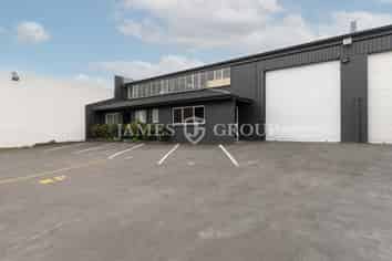 Secure Refurbished Warehouse | Central Manukau