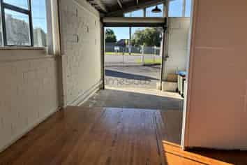 Prime Roadfront Warehouse in Mt Roskill