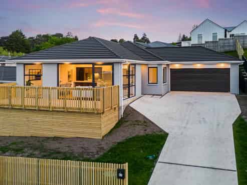 67 Anne Burton Drive, Warkworth