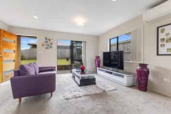 29 Rebecca Rise, Weymouth