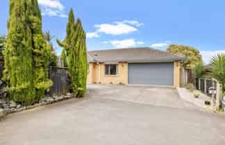 29 Rebecca Rise, Weymouth