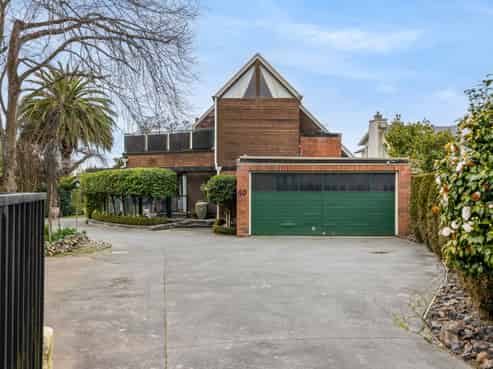 40 Browns Road, Saint Albans