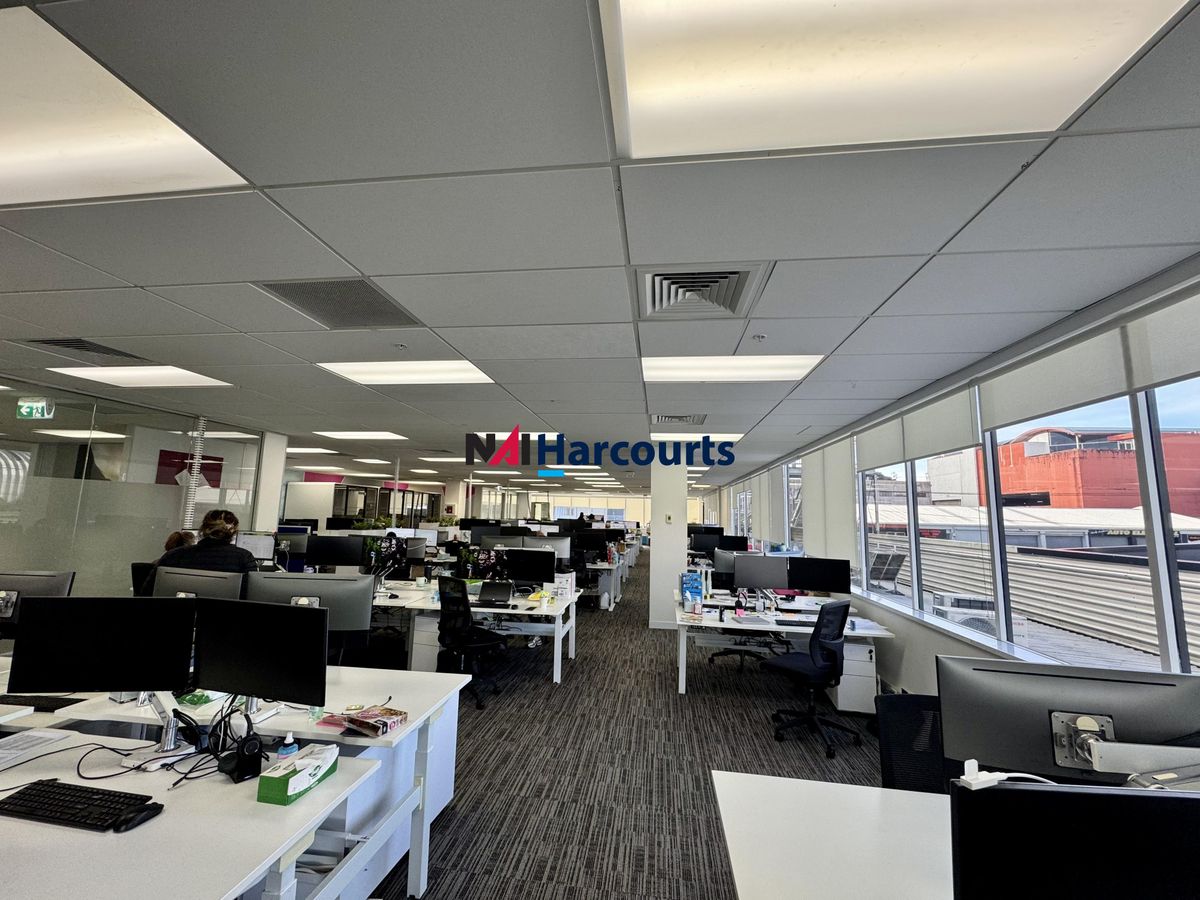 Sleek Office Tenancy With Ample Parking - Ansicht 5