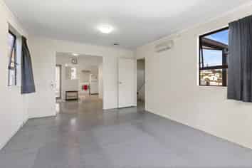 8/85 Elizabeth Street, Mount Victoria