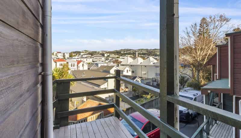 8/85 Elizabeth Street, Mount Victoria