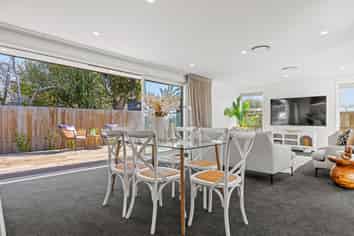 35 Parsonage Road, Woodend