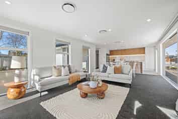 35 Parsonage Road, Woodend