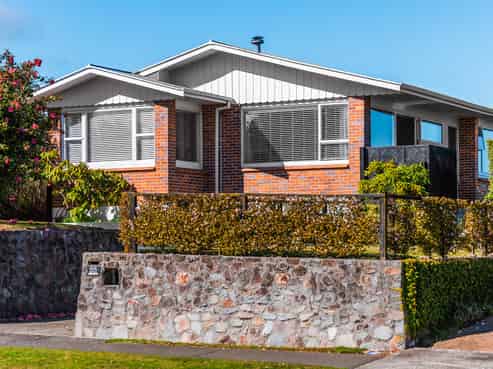 2/55 Taharepa Road, Hilltop