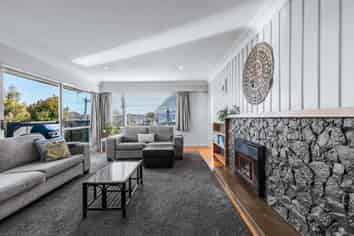 2/55 Taharepa Road, Hilltop