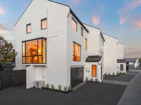 4/75 Andover Street, Merivale