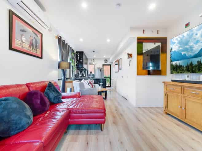 1 Hermitage Street, Flat Bush