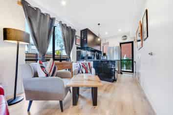 1 Hermitage Street, Flat Bush