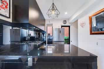 1 Hermitage Street, Flat Bush