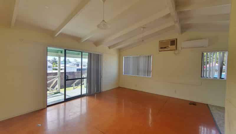 4106A Great North Road, Glen Eden