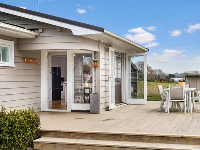 1716 Miranda Road, Mangatangi