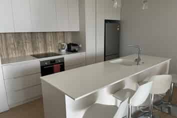 110/223A Green Lane West, Epsom