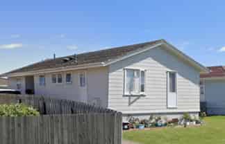 1/46 Great North Road, Kamo