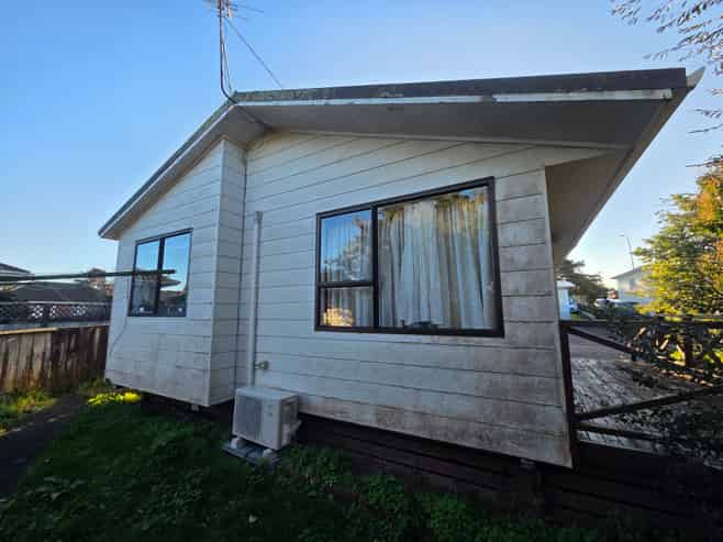 1/46 Great North Road, Kamo