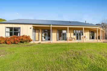11 Pineview Lane, Helensville