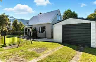 21A Sylvania Drive, Matua
