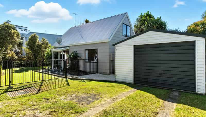 21A Sylvania Drive, Matua