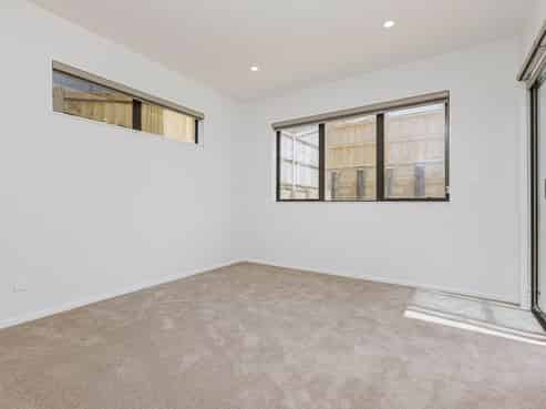 27 Bremner Ridge Street, Flat Bush